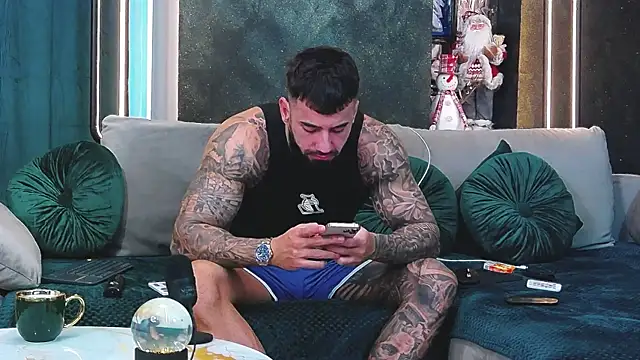 masterkingofmusclee online show from 12/05/24, 08:55