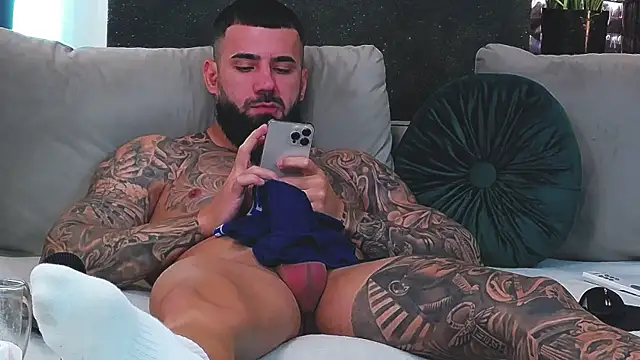 masterkingofmusclee online show from 01/16/25, 09:27