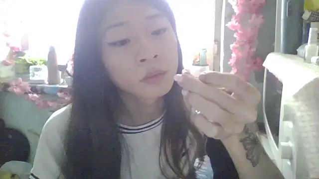 CarlyJoy online show from 10/02/25, 11:50