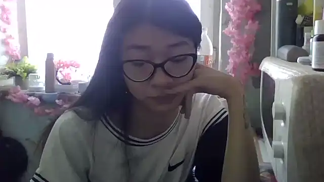 CarlyJoy online show from 10/03/25, 08:55