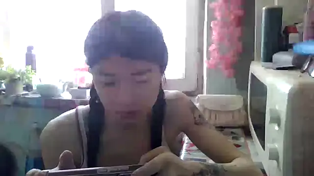 Snapshot of CarlyJoy chatting on 05/02/26, 09:03 CarlyJoy online show from 05/02/26, 09:03
