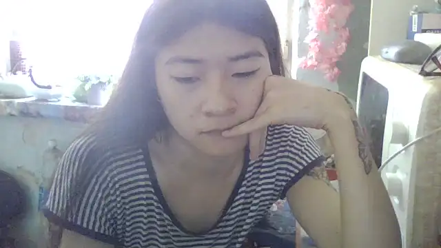 Snapshot of CarlyJoy chatting on 06/23/26, 11:08 CarlyJoy online show from 06/23/26, 11:08