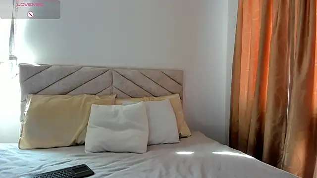 im amber online show from 12/20/24, 01:11