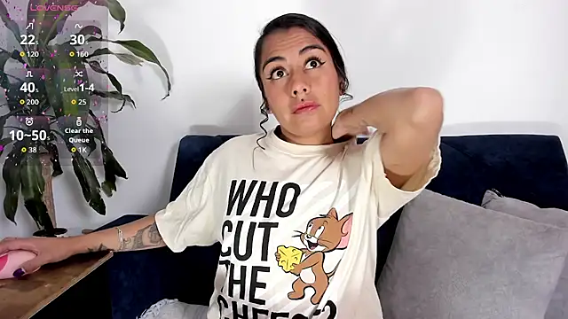 im amber online show from 09/29/25, 01:38