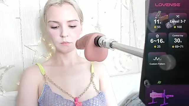Snapshot of Kaya_Devis chatting on 04/29/26, 04:49 Kaya Devis online show from 04/29/26, 04:49