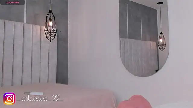 Snapshot of chloe_d chatting on 01/25/25, 10:51 chloe d online show from 01/25/25, 10:51