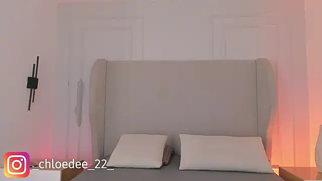 chloe d online show from 02/12/26, 11:05