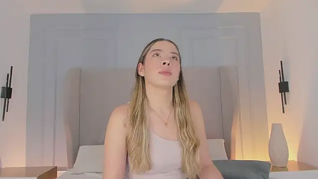 chloe d online show from 04/07/26, 12:38