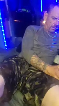 Snapshot of deepstroker42071 chatting on 12/27/24, 08:35 deepstroker42071 online show from 12/27/24, 08:35