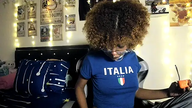 Cristal Jonasxh online show from 10/17/25, 05:21