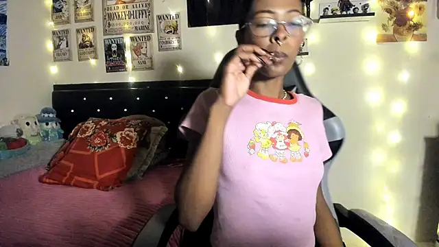 Cristal Jonasxh online show from 11/14/25, 04:44