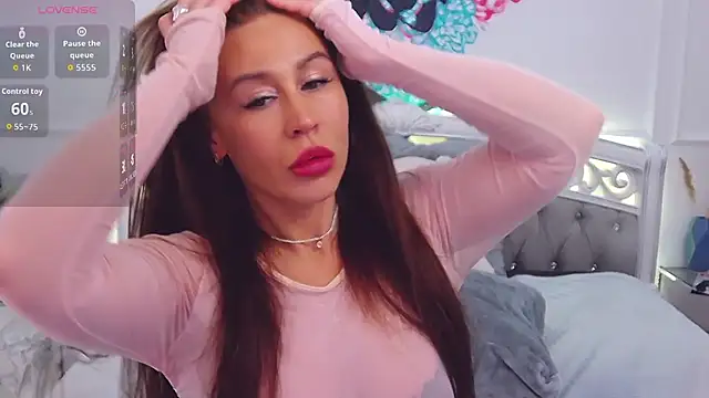 CrissyTaylor online show from 11/13/25, 03:27