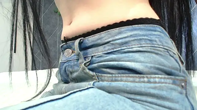 Snapshot of KathrineBerry chatting on 05/16/26, 05:37 KathrineBerry online show from 05/16/26, 05:37