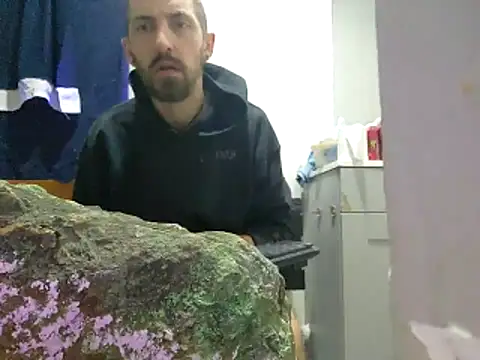 Bi curious86 online show from 02/15/26, 09:11