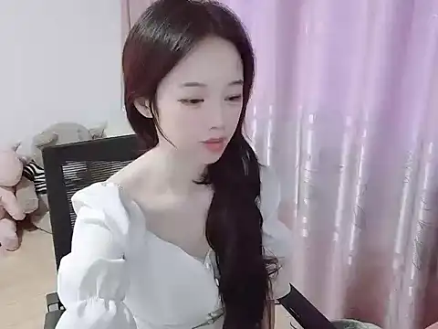 wwcc123 online show from 09/30/25, 02:38