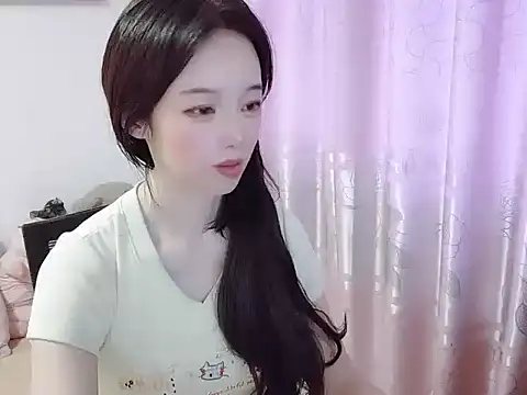 wwcc123 online show from 10/10/25, 03:49