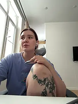 Snapshot of MakeBabyCum chatting on 02/23/26, 05:27 MakeBabyCum online show from 02/23/26, 05:27