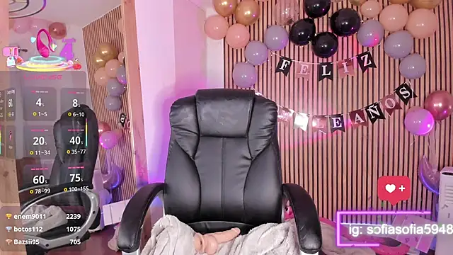 Snapshot of sofiah_ chatting on 11/16/25, 06:24 sofiah online show from 11/16/25, 06:24