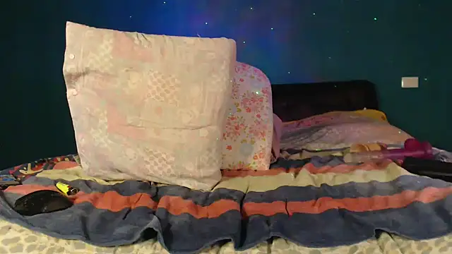 Karendolly  8 online show from 04/18/26, 07:07