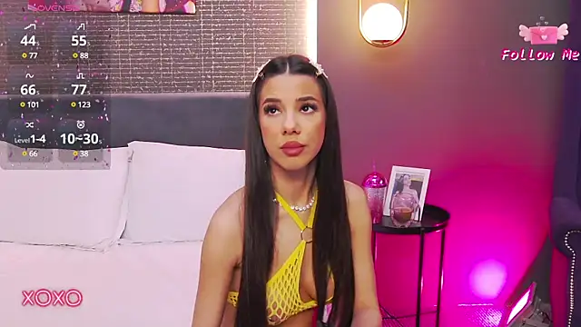 LaraKent online show from 02/03/25, 08:35