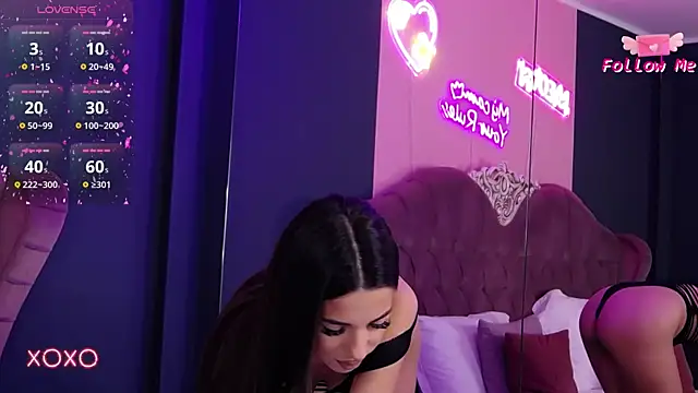 LaraKent online show from 01/18/26, 09:40