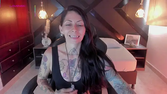 dark gotica online show from 10/18/25, 07:25