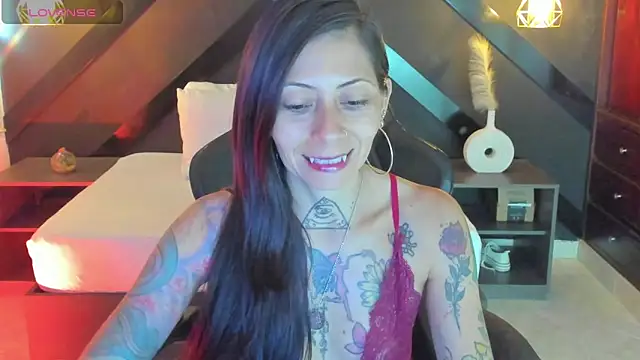 dark gotica online show from 05/09/26, 12:32