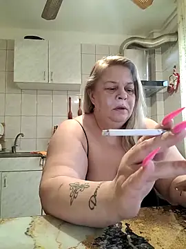 AriannaMilf online show from 04/22/26, 04:15