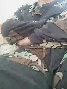 Snapshot of bruna_safadinhaa chatting on 01/17/25, 03:53 bruna safadinhaa online show from 01/17/25, 03:53