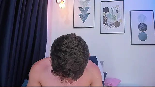 Snapshot of Juan_Castano chatting on 01/04/25, 04:01 Juan Castano online show from 01/04/25, 04:01