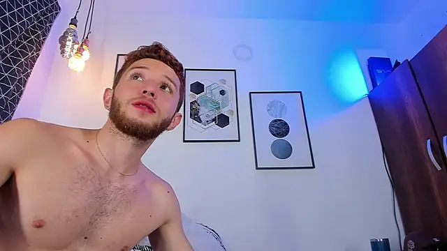 Snapshot of Juan_Castano chatting on 03/09/25, 11:03 Juan Castano online show from 03/09/25, 11:03