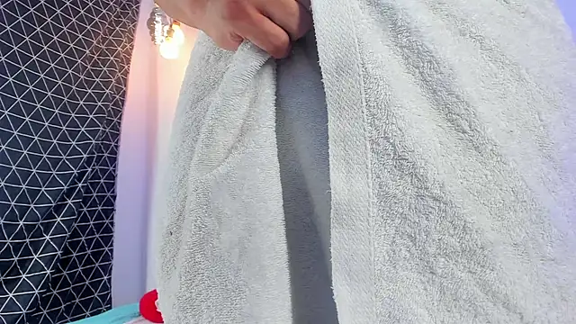 Snapshot of Juan_Castano chatting on 03/20/25, 07:14 Juan Castano online show from 03/20/25, 07:14