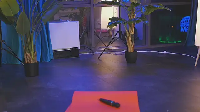 Assmerising online show from 02/15/25, 10:52