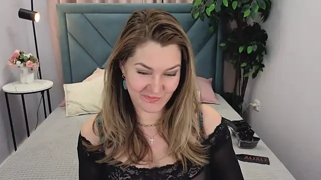 Adele Russo online show from 01/11/26, 04:45