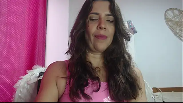 Snapshot of Victoria_meester chatting on 01/18/25, 03:27 Victoria meester online show from 01/18/25, 03:27