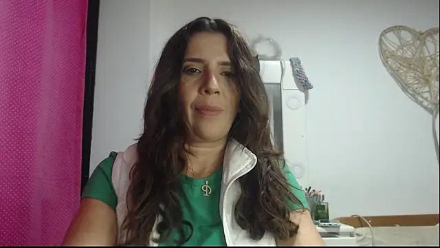 Snapshot of Victoria_meester chatting on 01/19/25, 11:00 Victoria meester online show from 01/19/25, 11:00