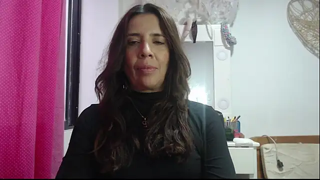 Snapshot of Victoria_meester chatting on 01/23/25, 08:56 Victoria meester online show from 01/23/25, 08:56
