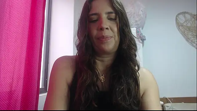Snapshot of Victoria_meester chatting on 01/29/25, 03:26 Victoria meester online show from 01/29/25, 03:26