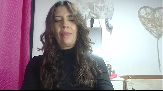 Snapshot of Victoria_meester chatting on 02/13/25, 09:49 Victoria meester online show from 02/13/25, 09:49