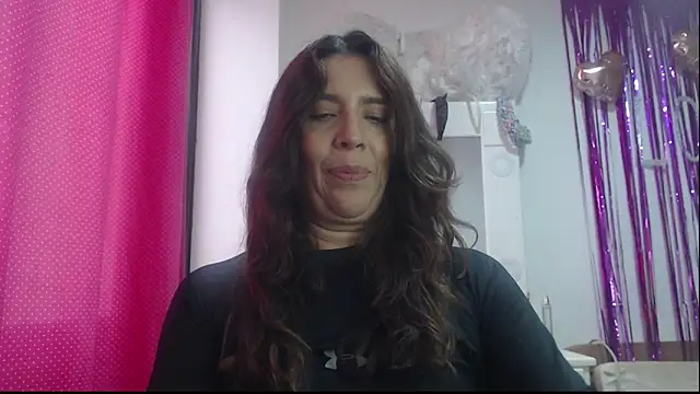Snapshot of Victoria_meester chatting on 02/16/25, 03:27 Victoria meester online show from 02/16/25, 03:27