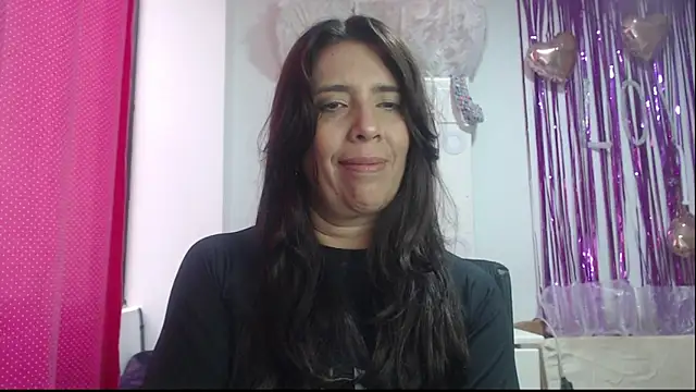 Snapshot of Victoria_meester chatting on 02/22/25, 09:04 Victoria meester online show from 02/22/25, 09:04