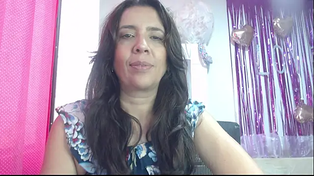 Snapshot of Victoria_meester chatting on 02/23/25, 03:29 Victoria meester online show from 02/23/25, 03:29