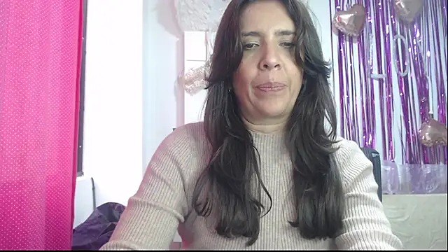 Snapshot of Victoria_meester chatting on 02/23/25, 09:26 Victoria meester online show from 02/23/25, 09:26