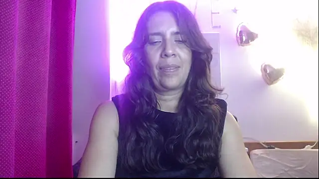 Snapshot of Victoria_meester chatting on 02/27/25, 12:10 Victoria meester online show from 02/27/25, 12:10