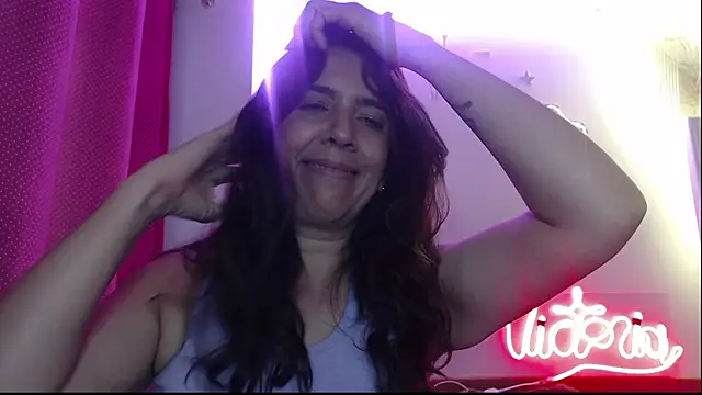 Snapshot of Victoria_meester chatting on 03/02/25, 10:59 Victoria meester online show from 03/02/25, 10:59