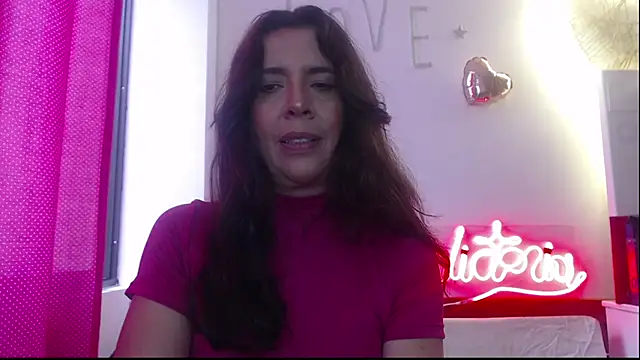 Snapshot of Victoria_meester chatting on 03/03/25, 02:48 Victoria meester online show from 03/03/25, 02:48
