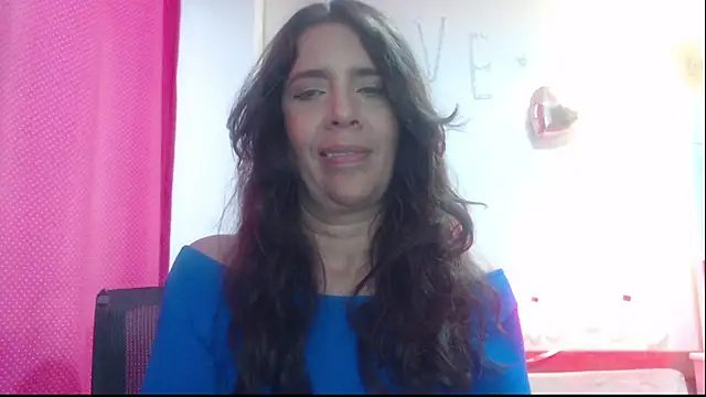Snapshot of Victoria_meester chatting on 03/06/25, 08:16 Victoria meester online show from 03/06/25, 08:16