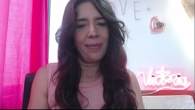 Snapshot of Victoria_meester chatting on 03/14/25, 03:58 Victoria meester online show from 03/14/25, 03:58