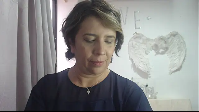 Snapshot of Victoria_meester chatting on 09/15/25, 07:25 Victoria meester online show from 09/15/25, 07:25