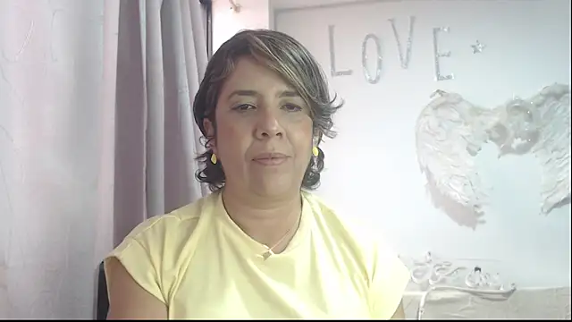 Snapshot of Victoria_meester chatting on 09/26/25, 07:07 Victoria meester online show from 09/26/25, 07:07